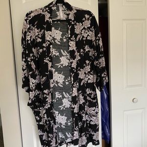 Spiritual Gangster Floral Kimono
